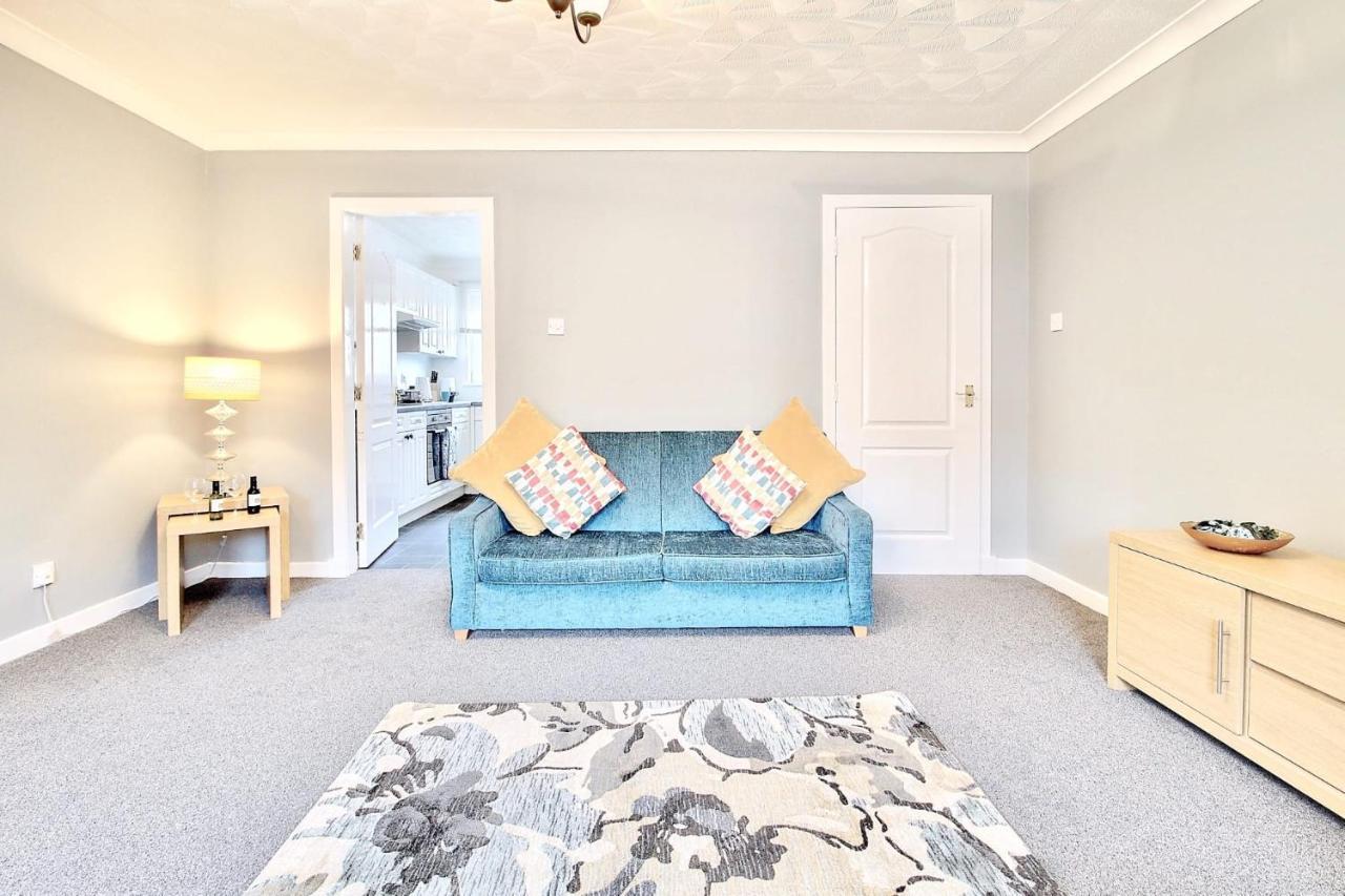 Railroad Apartment Wishaw  Esterno foto